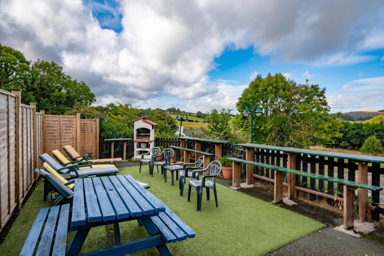 Welsh Row House Apartman Llandegla Kültér fotó