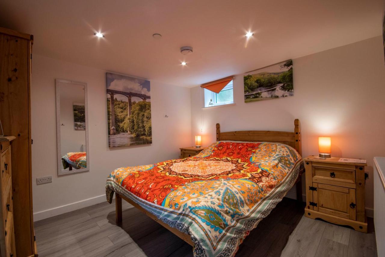 Welsh Row House Apartman Llandegla Kültér fotó